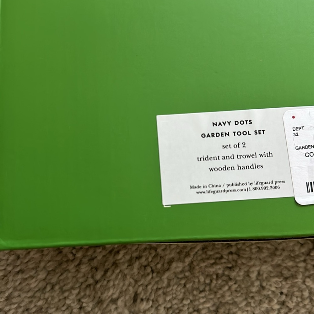 HP💖 NWT Kate spade garden tool set - Picture 5 of 5